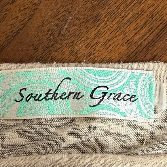 Southern Grace Amazing Grace Cross Burnout Lace Sleeve Boho Top Tan Coral - Picture 7 of 10